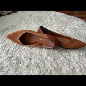 Like New Rothy’s The Point in Fawn sz 9